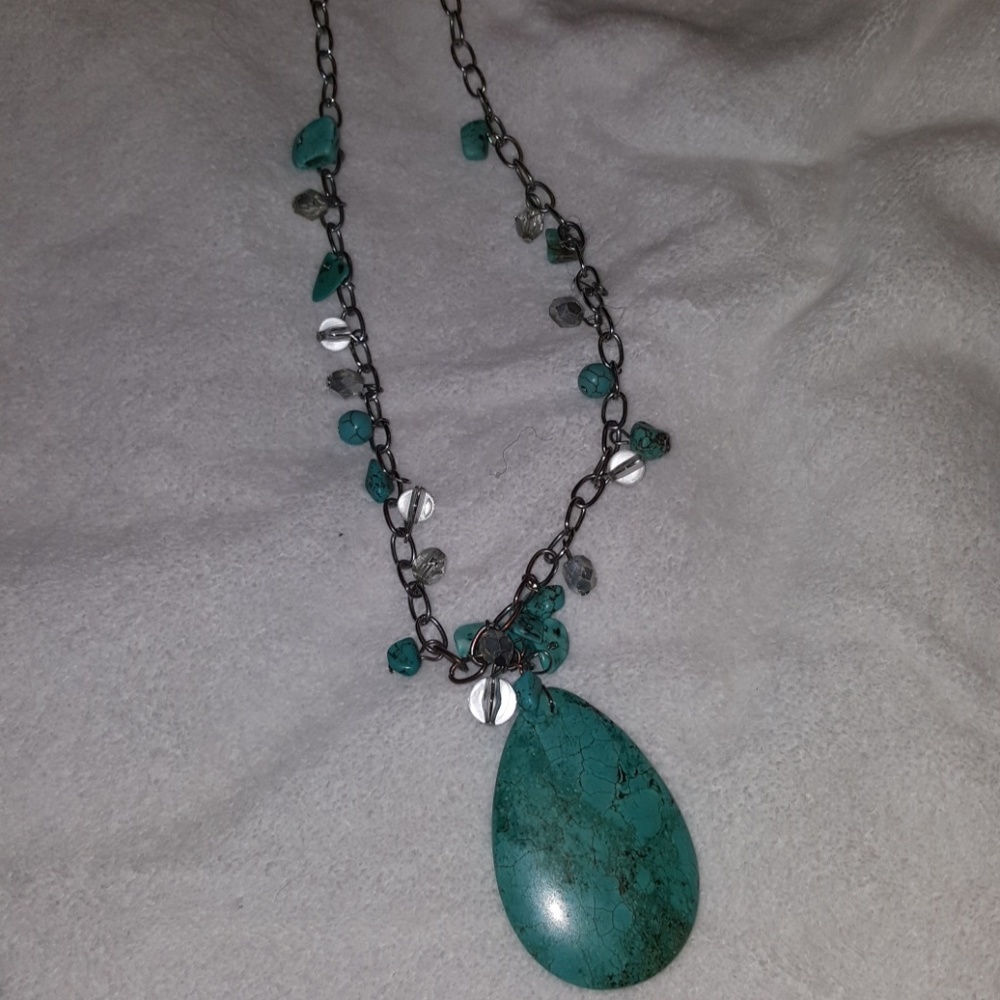 -18" Long Turquoise Necklace - Picture 2 of 4